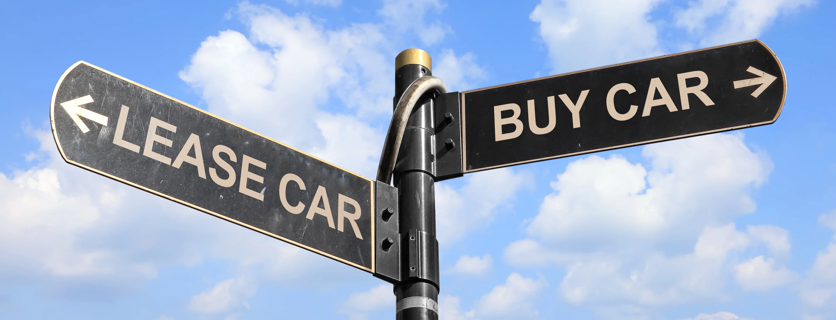 The Battle of Car Leasing and Buying: Navigating Costs and Risks